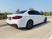 BMW 530e 2.0M SPORT PLUG IN HYBRID LCI G30 ปี 2021 สีขาว รูปที่ 4
